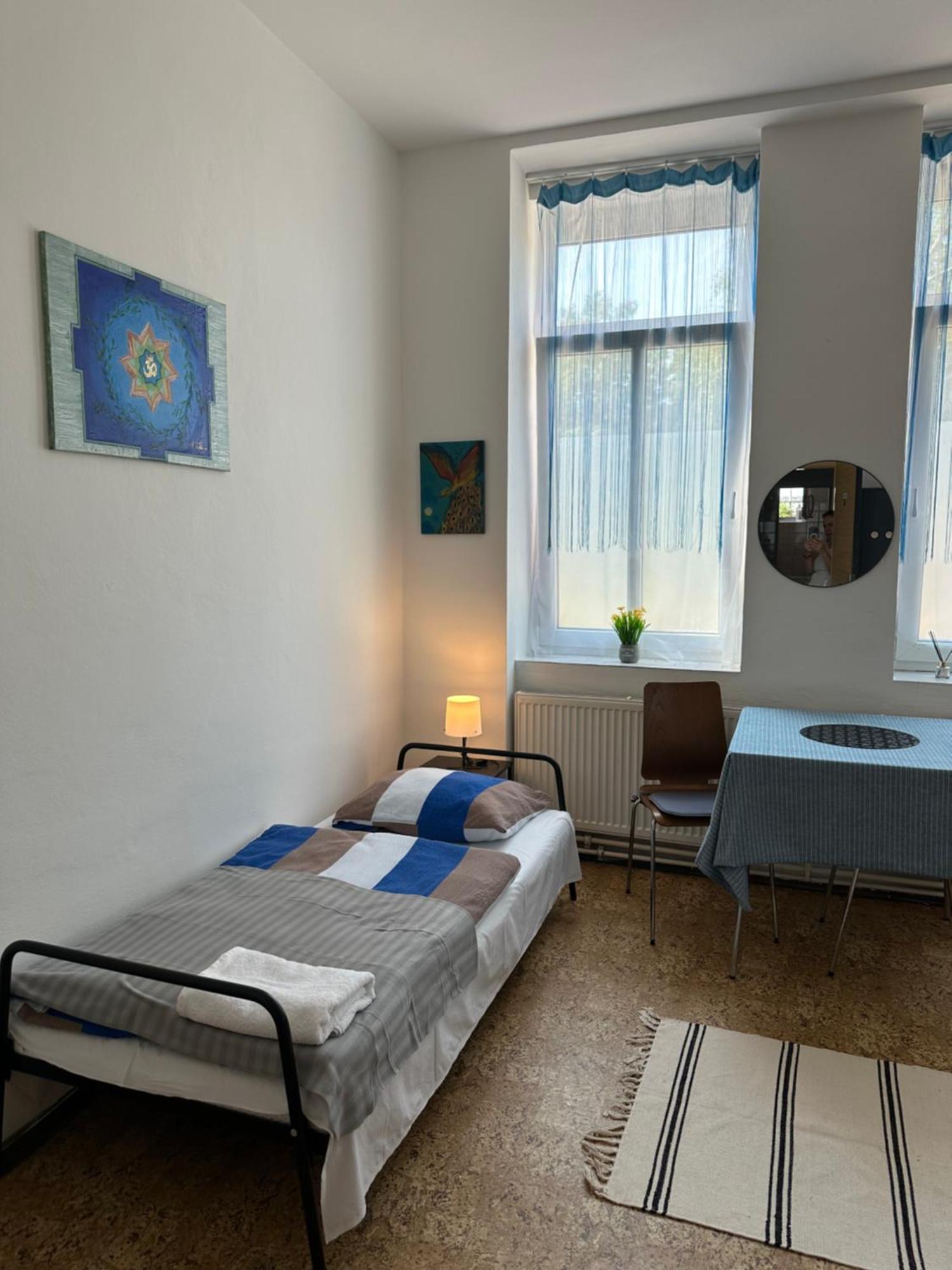 Kolotuk Vandrarhem Hradec Králové Exteriör bild