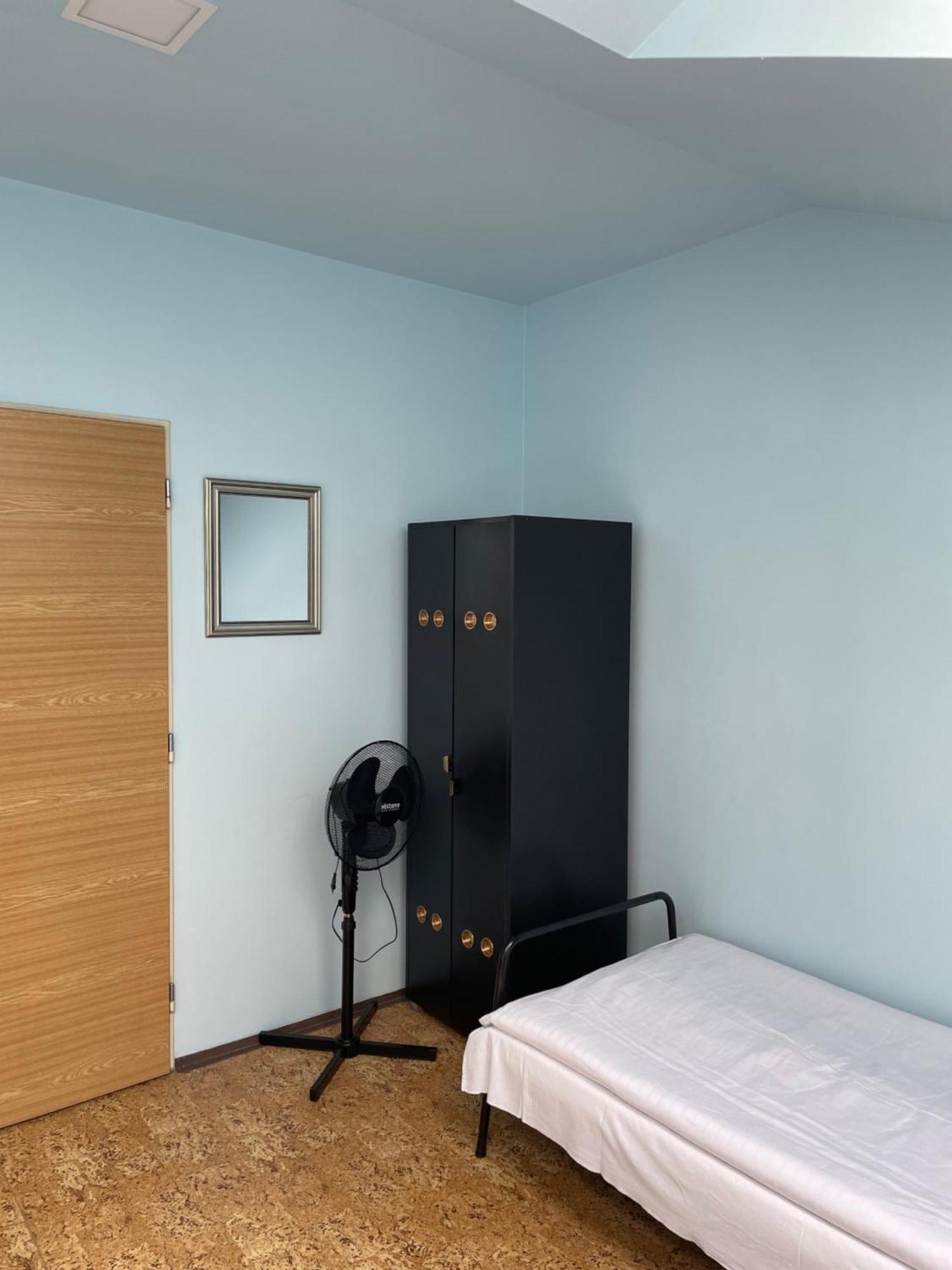Kolotuk Vandrarhem Hradec Králové Exteriör bild